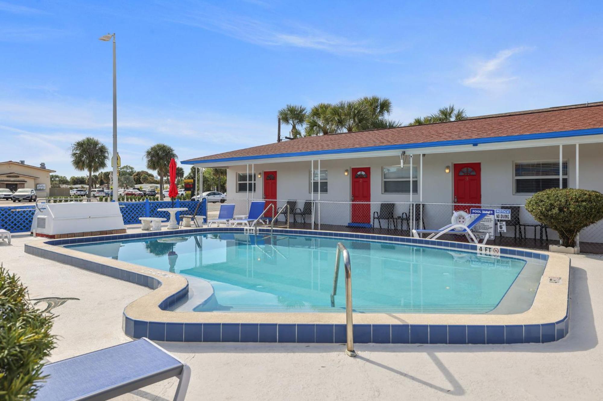 Sun Island Motel St. Pete Beach Zewnętrze zdjęcie
