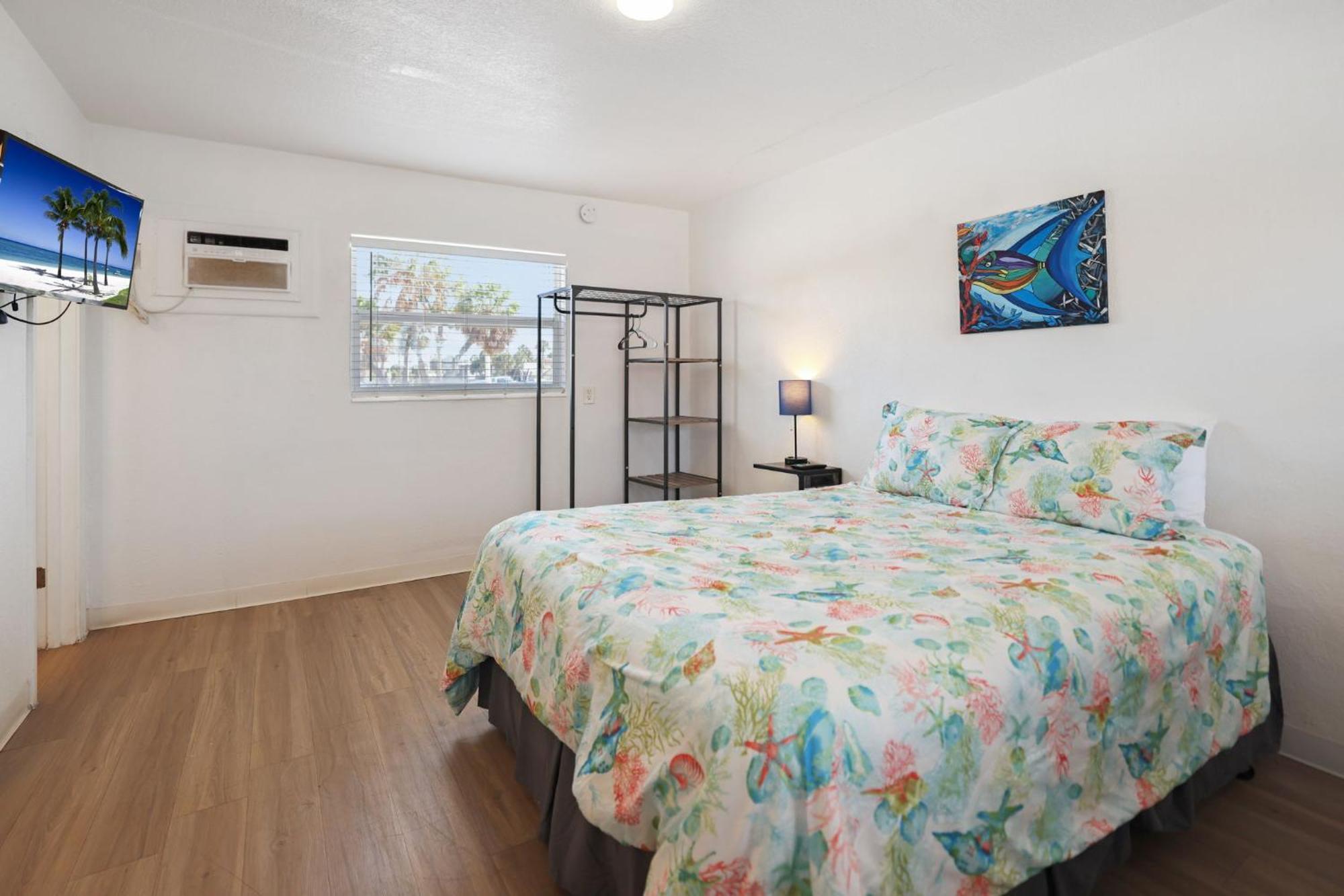 Sun Island Motel St. Pete Beach Zewnętrze zdjęcie