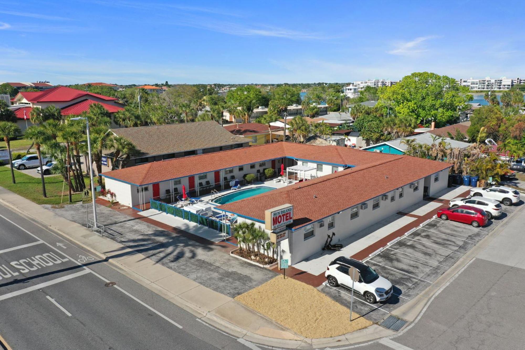 Sun Island Motel St. Pete Beach Zewnętrze zdjęcie