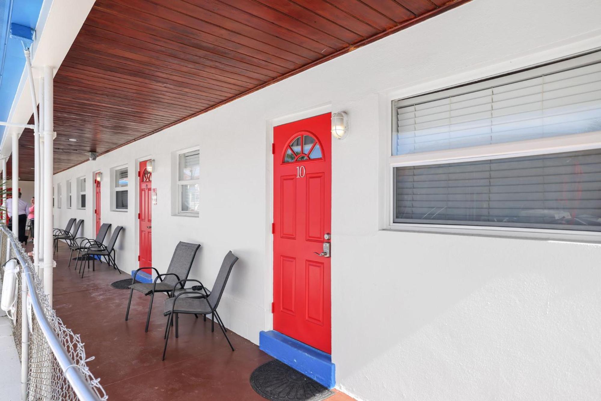 Sun Island Motel St. Pete Beach Zewnętrze zdjęcie